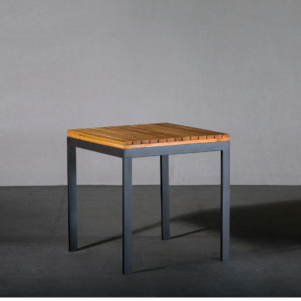 Taburete/Mesa pequeña